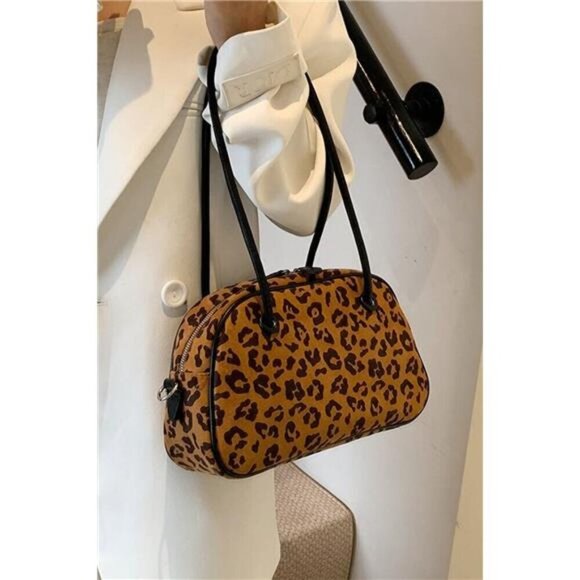Leopard Suede Medium Shoulder‎ Bag - Picture 6 of 6